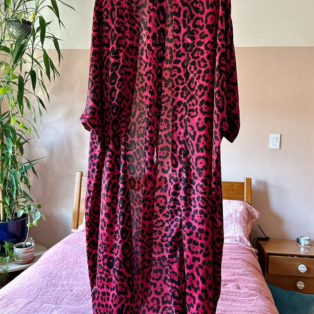 Leopard Print Robe - Picture 3 of 5